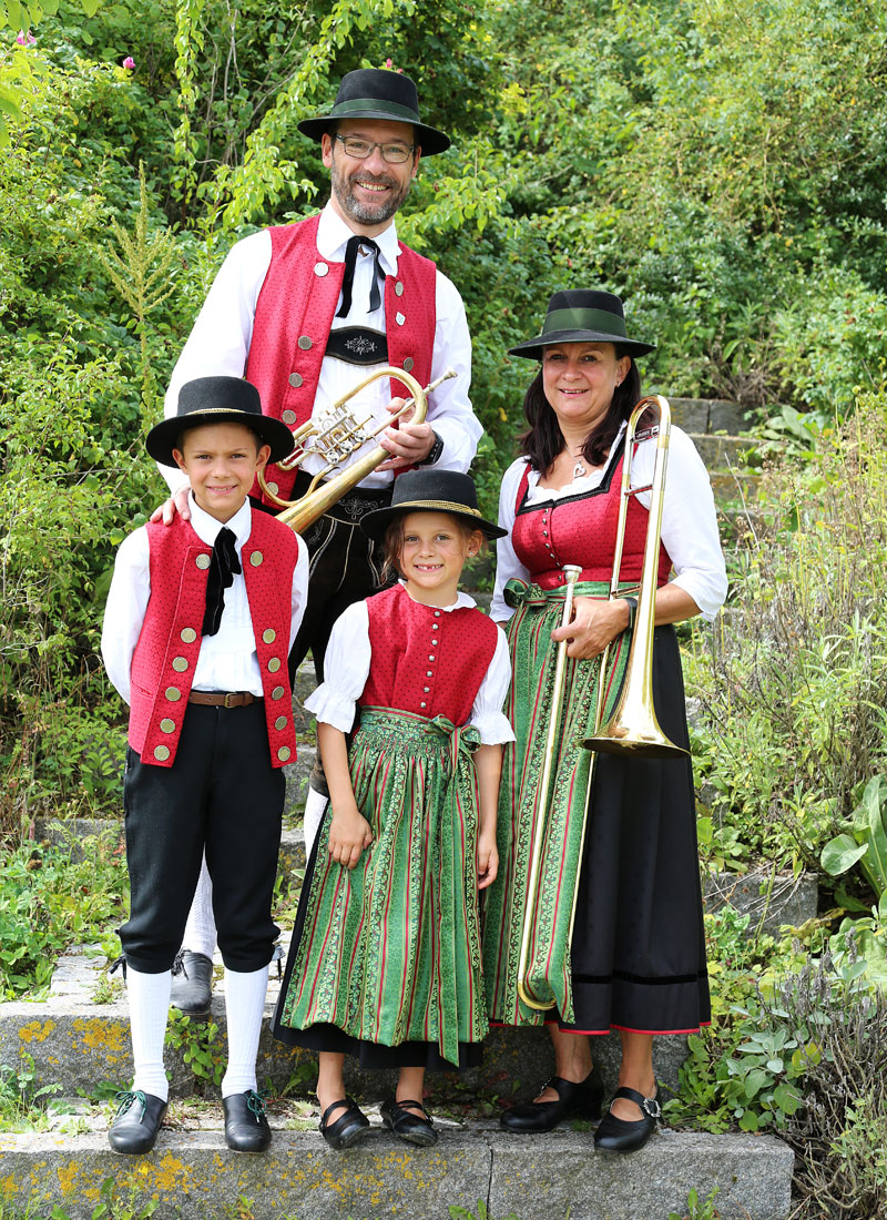 Die Gfäller Tracht